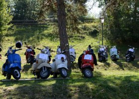 Vespa-Treff 2013 - Festplatz Völs am Schlern