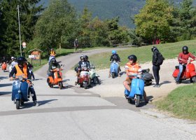 Vespa-Treff 2013 - Festplatz Völs am Schlern