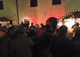 Völser Weihnachtsmarkt’l  Untervöls - Südtirol