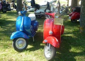 Vespa-Treff 2012 - Festplatz Völs am Schlern